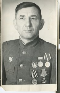 Ленин винт,знак,медали