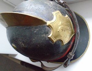 Немецкая пожарная каска до 1 й Мировой войны.