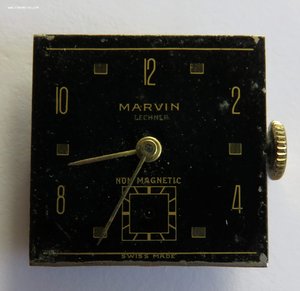 Золотые женские швейцарские часы Marvin Марвин. Золото.
