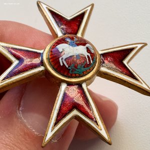 Знак об окончании Чугуевского военного училища. РИА.