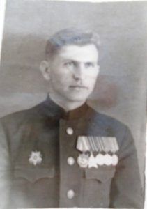Три фото с орденами славы.