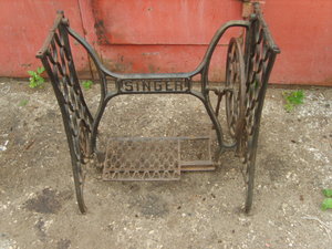 3 станины чугун SINGER от швейных машинок.