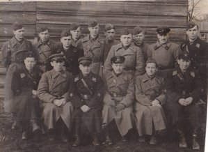 Командиры и курсанты Луганской авиашколы.г.Курган.1942 г.
