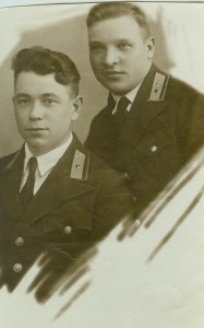 Несколько фото летчика.
