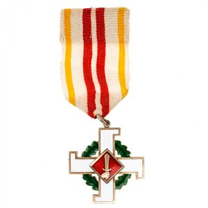 Латвия, Крест заслуг Айзсаргов