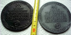 2 медали 3 Рейх 25 и 40 лет