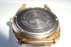 Часы наручные Слава СССР позолотa на ходу