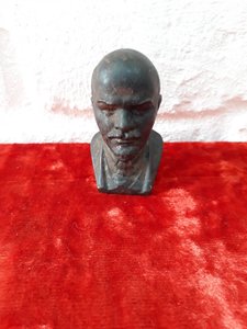 Ильич мини.бюст.