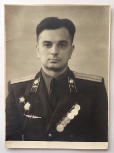 ВВС с наградами и знакам «Специалист ИАС»