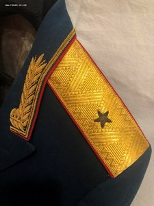 Помогите оценить генеральскую форму