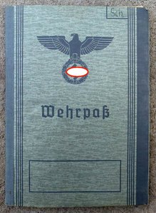 Военные билеты 2-го образца (Wehrpass) 2 шт.