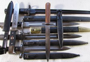 6 предметов.