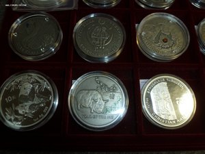 Более 100 монет СЕРЕБРО ,унцовки и т.д.