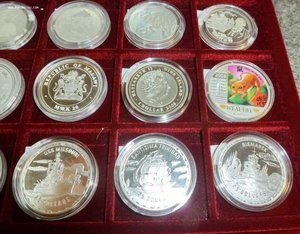 Более 100 монет СЕРЕБРО ,унцовки и т.д.