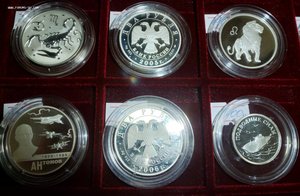 Более 100 монет СЕРЕБРО ,унцовки и т.д.