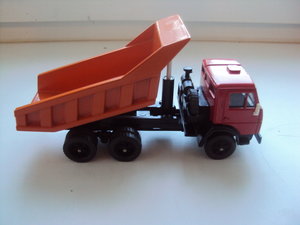 Камазы СССР масштаб 1/43 в родных коробочках.