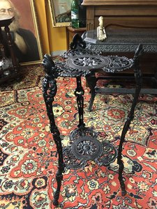 Этажерка АЖУРНАЯ. Касли.