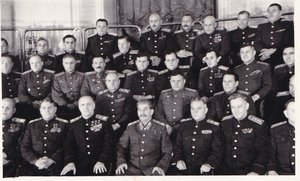 И.В.Сталин в группе высшего комсостава Сов.Армии. 1945 г.