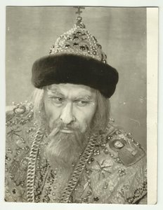 Артисты театра и кино СССР.