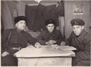 Артиллеристы. Комсостав ОУЗМП. 1941 год.