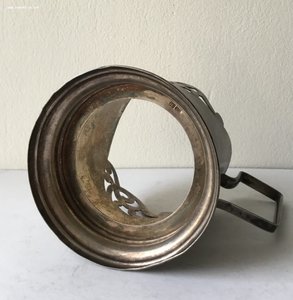 Подстаканник Кремль.ТЮФ.1957. Серебро 875. Вес 114г