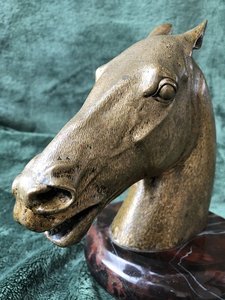 Мастер-модель "Голова лошади". Бронза. Яшма.
