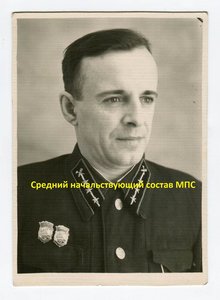 Средний начальствующий состав МПС. Петлицы.