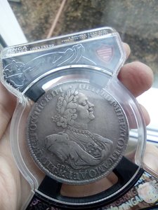 Рубль 1725 год Пётр I "Солнечный" в слабе РНГА