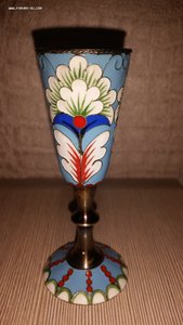 Серебряная рюмка с эмалями