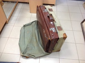 2 Старых Кожанных Чемодана - Китай времен Мао 40-50е годы