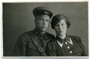 Военный врач(и Дама)