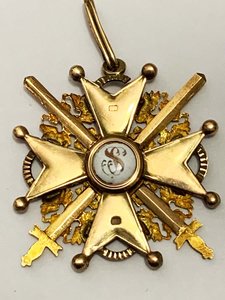 Орден Св. Станислава 3 ст. с мечами, золото