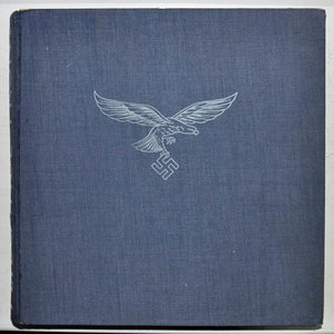 Книга "fliegende front" 1942