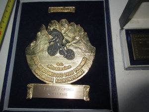 2 плакетки наградные