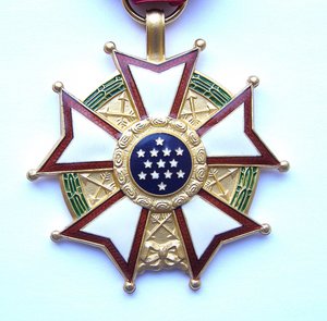 Орден «Легион почета», степень офицер (Legion of Merit) США