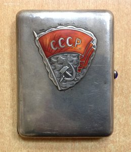 Портсигар серебряный 875 от курсантов СССР 1931 года