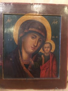 Икона Божья мать.в окладе, в киоте.
