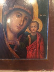 Икона Божья мать.в окладе, в киоте.