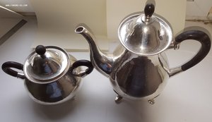 чайник с сахарницей серебро