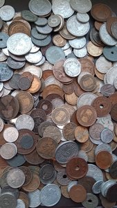Старые монеты Европы и не только, на вес