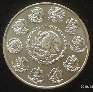 1 онза 2001 (Мексика) коллекц.монета.