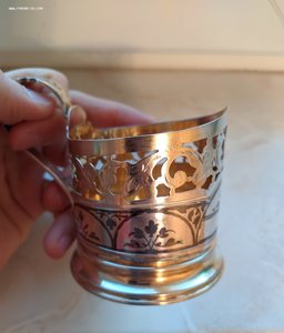 Серебряный подстаканник с позолотой, 875 проба