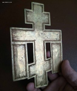 Распятие Христово с предстоящими. 4 цвета эмали. Ф-ка