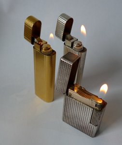 Зажигалки Cartier, Dupont