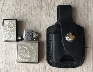 зажигалка ZIPPO пр-во США чехол кожа