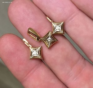 Золотой бриллиантовый гарнитур. Золото. Бриллианты.