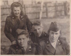 Женщины на службе в бронетанковых войсках. Германия.