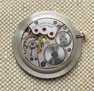 MOVADO МОВАДО, золото 585 проба , Швейцария