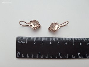 золотые сережки 2,5 грамма   375 проба