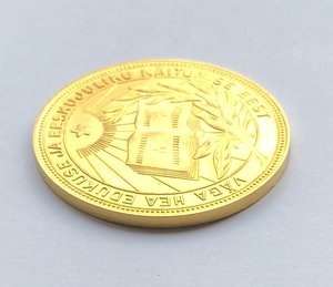 Золотая школьная медаль Эстонской ССР образца 1954 г. 32 мм